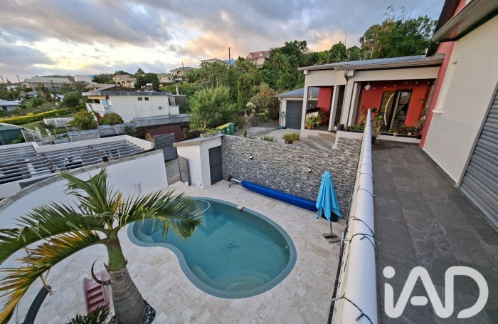 Location Maison 158m&sup2; 5 pièces Petite &icirc;le