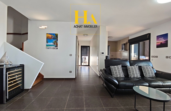 Vente Appartement 96.36m&sup2; 4 pi&egrave;ces Sainte Marie