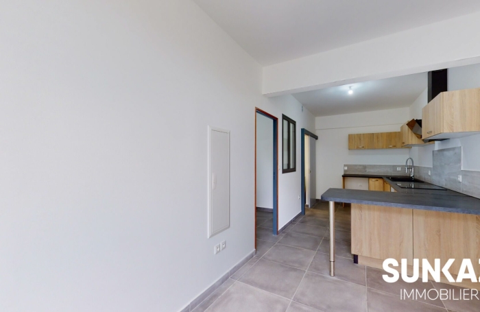 Location Appartement 47.00m&sup2; 3 pièces Etang-Sale