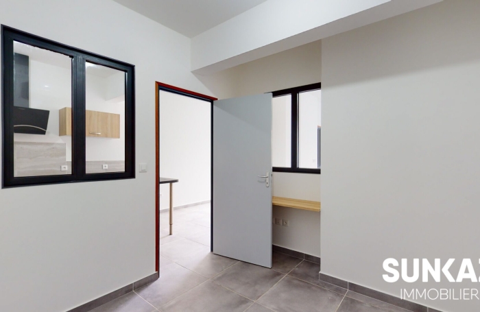 Location Appartement 47.00m&sup2; 3 pièces Etang-Sale