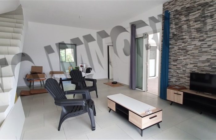 Location Maison 105m&sup2; 4 pi&egrave;ces Rivi&egrave;re Saint Louis