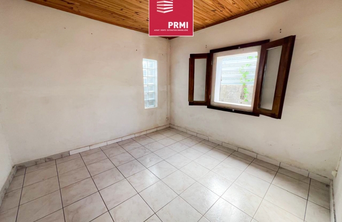 Vente Appartement 70.8m&sup2; 3 pi&egrave;ces Saint-Leu