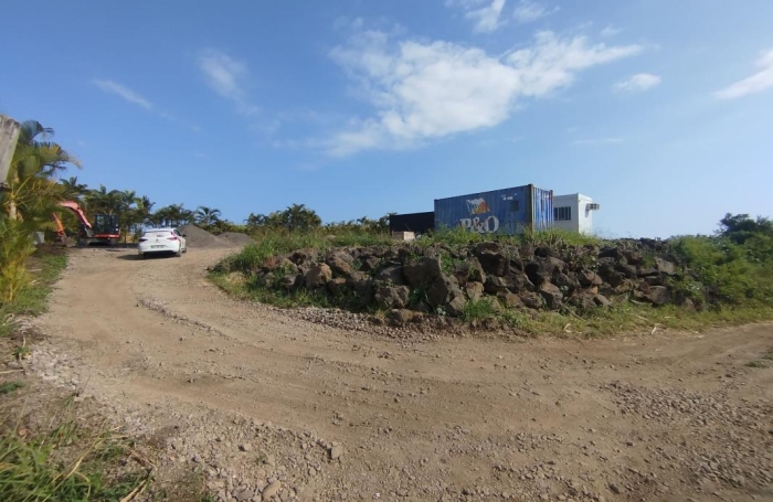 Location Terrain 1164m&sup2; Saint-Pierre