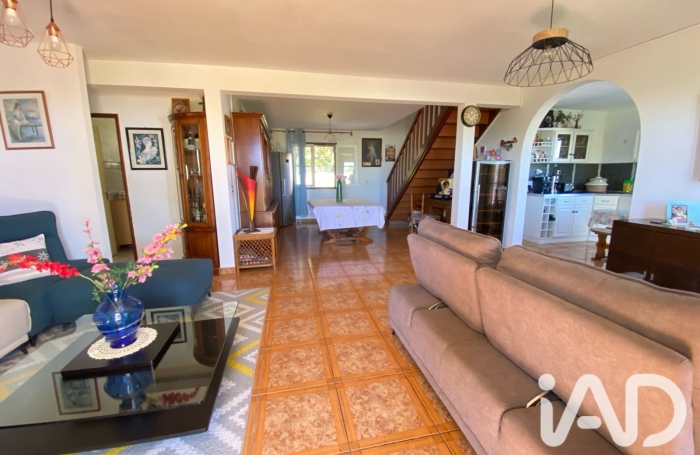 Vente Maison 161m&sup2; 6 pièces La Possession