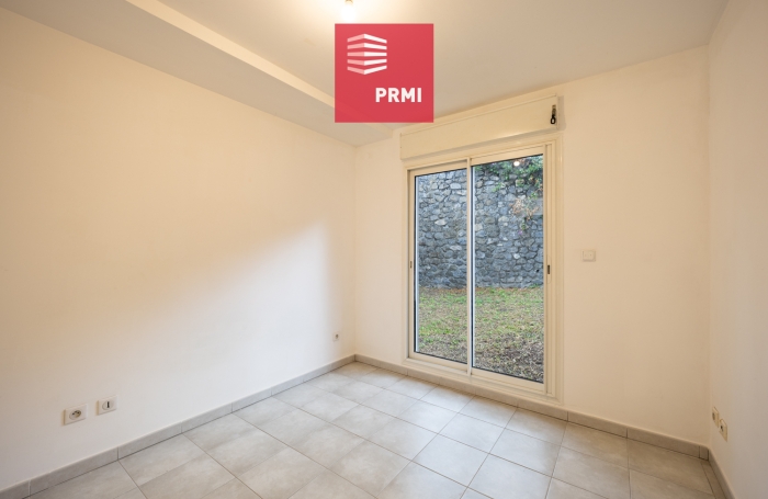 Vente Maison 77.79m&sup2; 4 pi&egrave;ces Saint Denis
