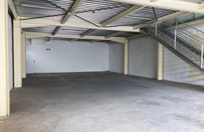 Location Local commercial 97400