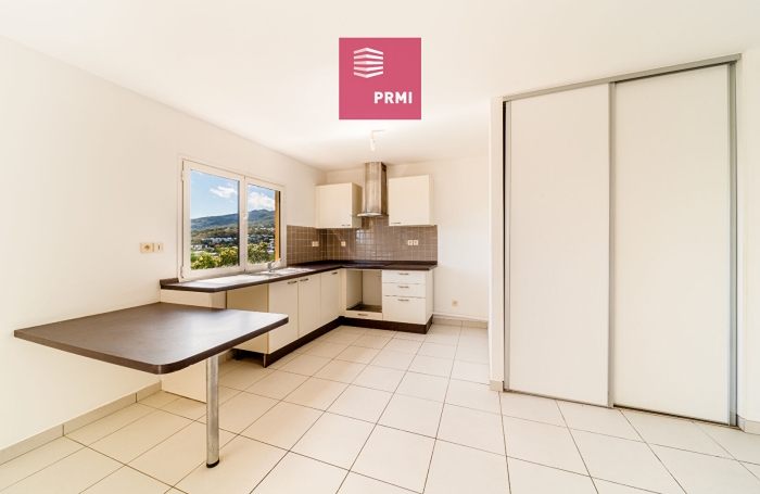 Vente Appartement 73.4m&sup2; 3 pi&egrave;ces La Possession