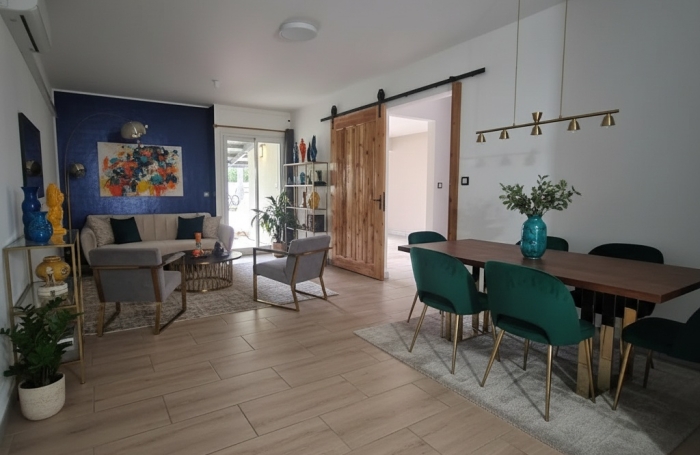 Vente Maison 107m&sup2; 5 pièces Etang-Sale