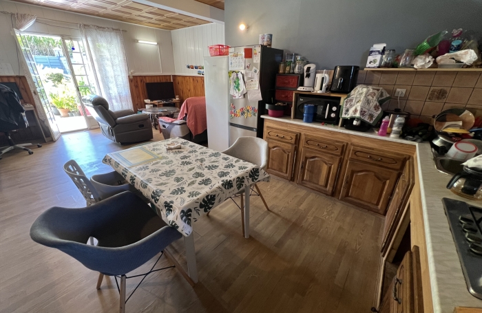 PETITE &Icirc;LE 97429 - ENSEMBLE IMMOBILIER EN BON ETAT G&Eacute;N&Eacute;RAL - BON RENDEMENT LOCATIF - MAGNIFIQUE VUE MER