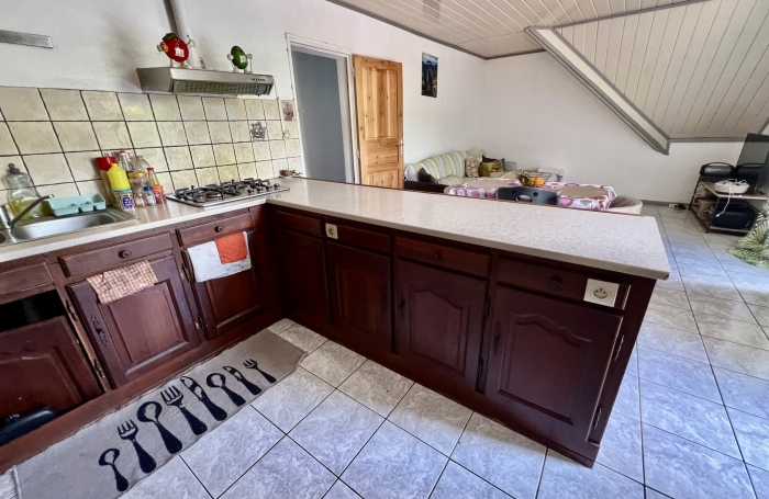 PETITE &Icirc;LE 97429 - ENSEMBLE IMMOBILIER EN BON ETAT G&Eacute;N&Eacute;RAL - BON RENDEMENT LOCATIF - MAGNIFIQUE VUE MER