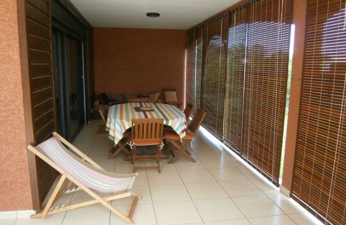 Location Maison 95m&sup2; 4 pi&egrave;ces Ravine des Cabris
