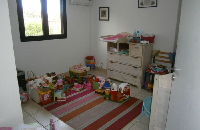 Location Maison 95m&sup2; 4 pi&egrave;ces Ravine des Cabris