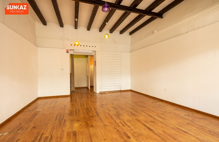 Location Local commercial 50.00m&sup2; Saint-Pierre