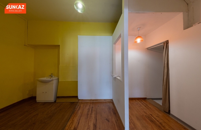 Location Local commercial 50.00m&sup2; Saint-Pierre