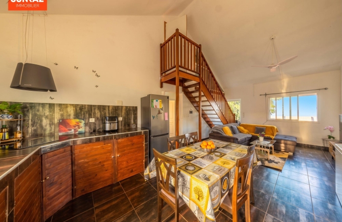 Location Maison 80.00m&sup2; 4 pièces Saint-Pierre