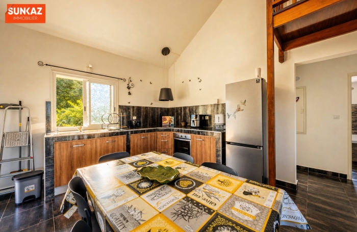 Location Maison 80.00m&sup2; 4 pièces Saint-Pierre