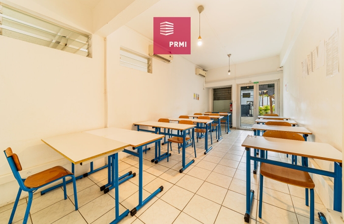 Vente Local commercial 148m&sup2; 3 pi&egrave;ces Saint Denis