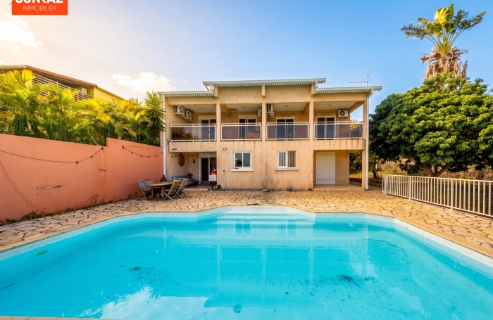Vente Maison 187.00m&sup2; 8 pièces Saint-Leu