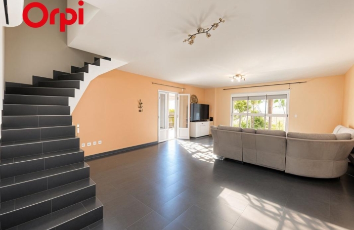Vente Maison 146.93m&sup2; 5 pièces Saint-Beno&icirc;t