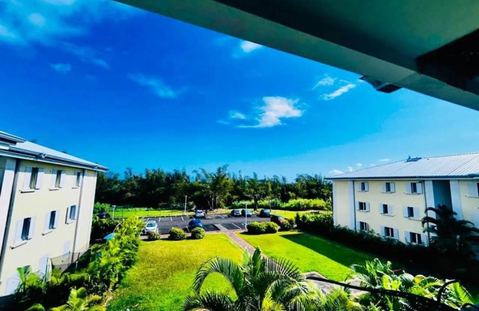 Vente Appartement 63m&sup2; 3 pièces Sainte Suzanne