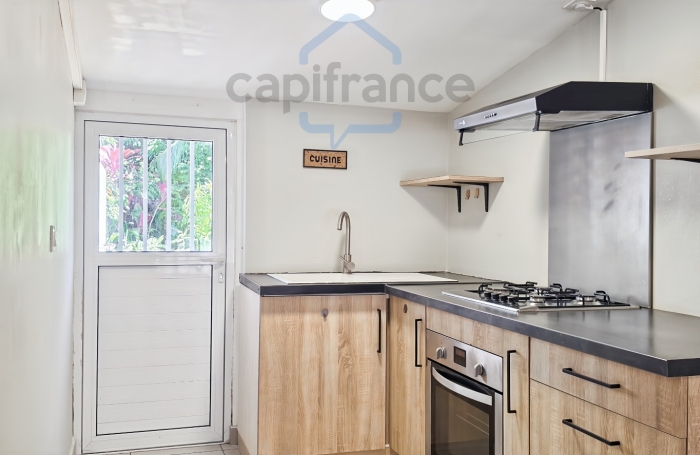 Vente Maison 108m&sup2; 6 pièces Sainte Rose