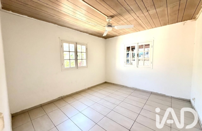 Vente Maison 113m&sup2; 5 pièces Etang-Sale