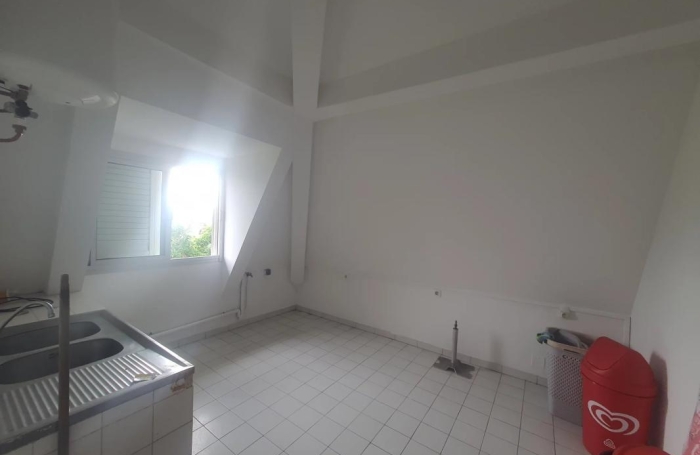 Location Appartement 53m&sup2; 2 pièces Saint-Beno&icirc;t