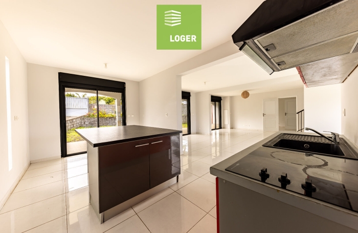 Location Maison 132m&sup2; 5 pi&egrave;ces Petite &icirc;le