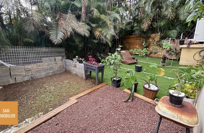 Appartement T3 en rez-de-jardin avec jardin privatif de 58m2 et 2 places de parkings