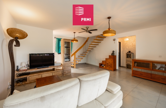 Vente Maison 107m&sup2; 4 pi&egrave;ces Saint Gilles les Bains