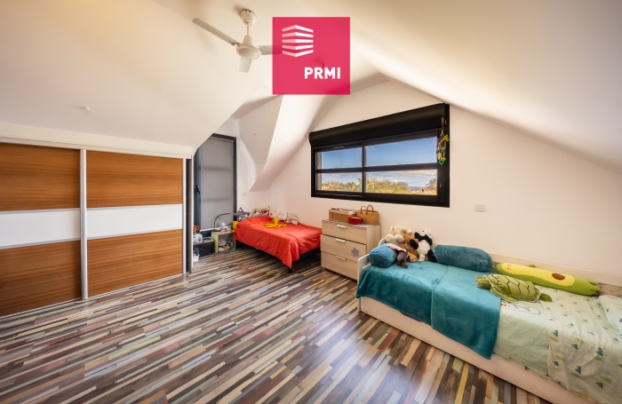 Vente Maison 107m&sup2; 4 pi&egrave;ces Saint Gilles les Bains