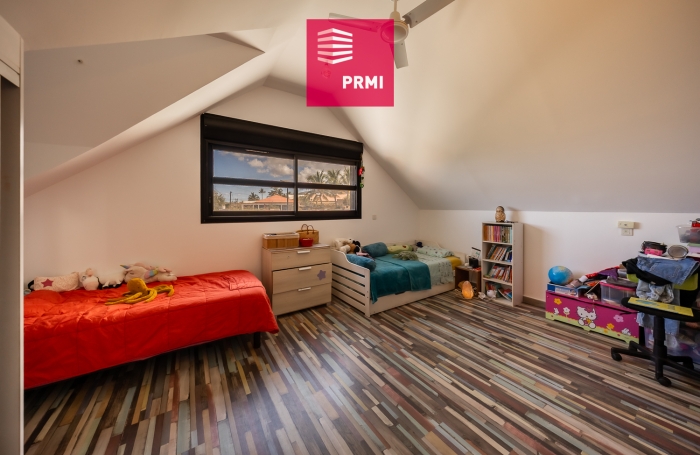 Vente Maison 107m&sup2; 4 pi&egrave;ces Saint Gilles les Bains