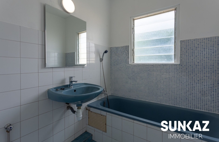 Location Appartement 68.00m&sup2; 4 pièces Saint-Pierre