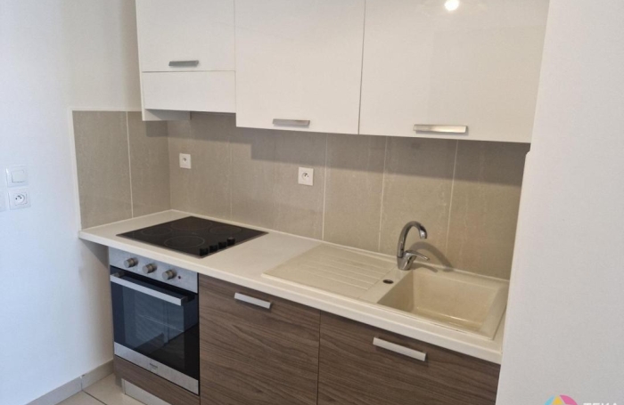 Location Appartement 42.61m&sup2; 1 pièce Sainte Clotilde