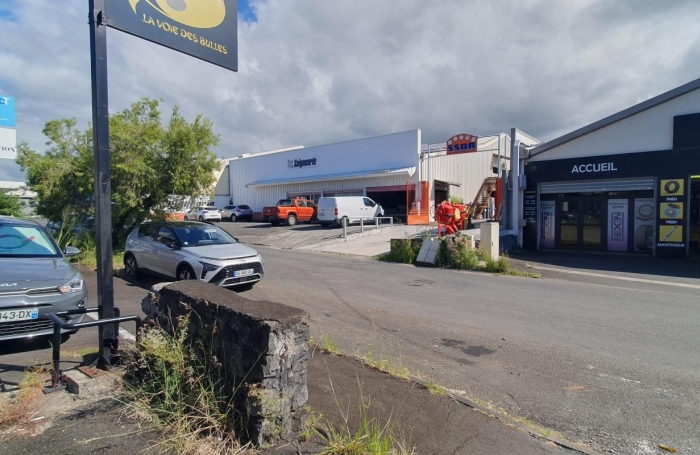 Location Local commercial 97440