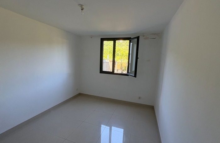 Location Maison 153.25m&sup2; 6 pi&egrave;ces Sainte Marie