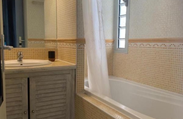 Location Appartement 51.39m&sup2; 2 pièces Saint Gilles les Bains