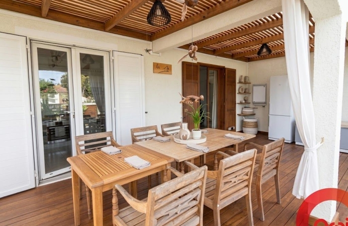 Vente Maison 180m&sup2; 7 pièces La Saline les Hauts