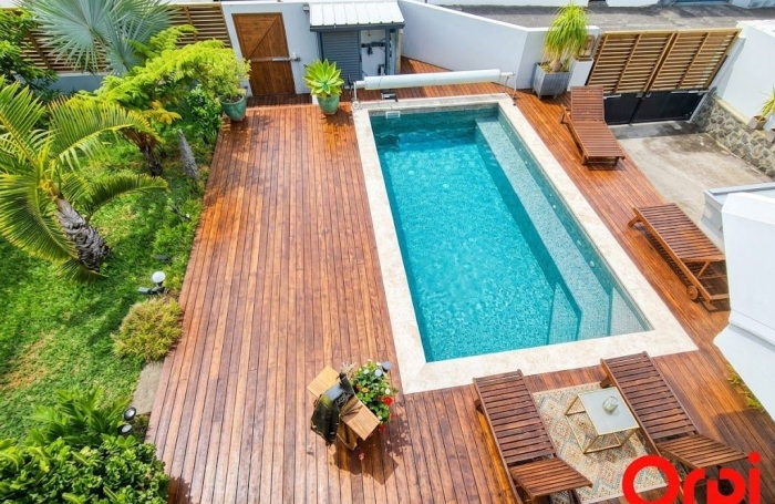 Vente Maison 180m&sup2; 7 pièces La Saline les Hauts
