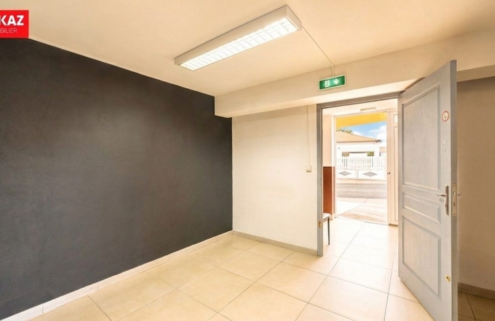Location Local commercial 40.00m&sup2; Le Tampon