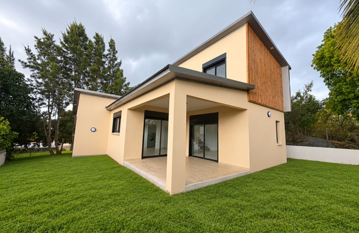 Location Maison 103m&sup2; 5 pi&egrave;ces Saint Paul