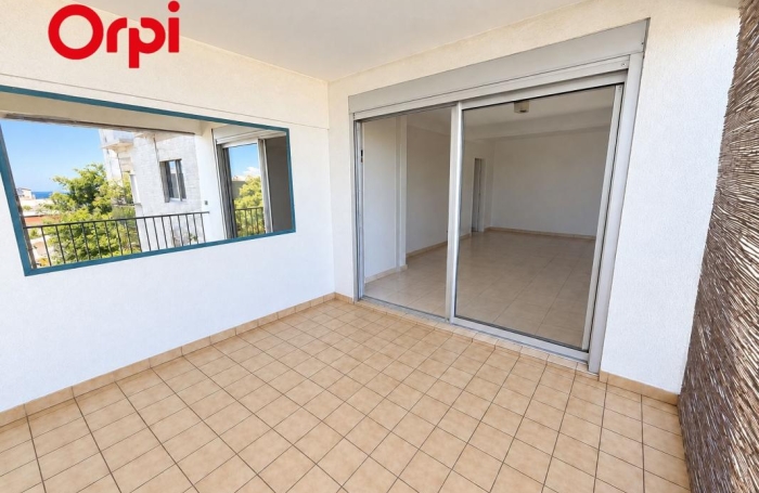 Vente Appartement 61m&sup2; 3 pièces Saint-Pierre