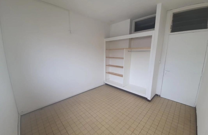 Location Appartement 70m&sup2; 3 pièces Saint Denis