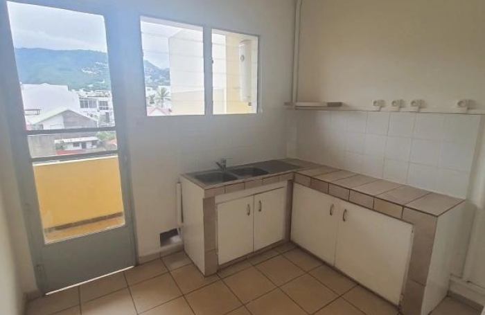 Location Appartement 70m&sup2; 3 pièces Saint Denis