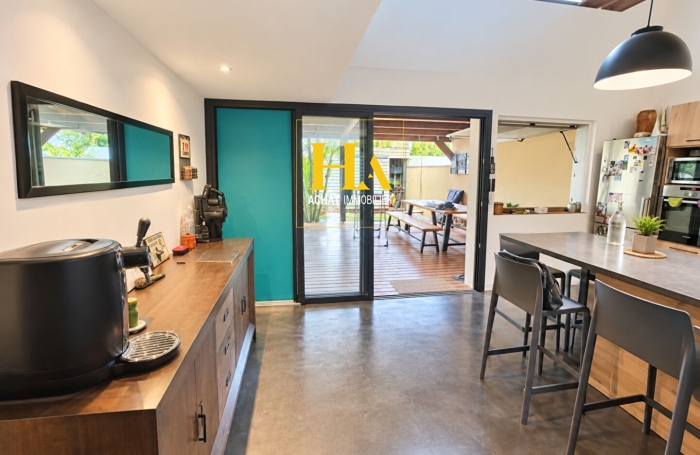 Vente Maison 137m&sup2; 6 pi&egrave;ces Etang-Sale