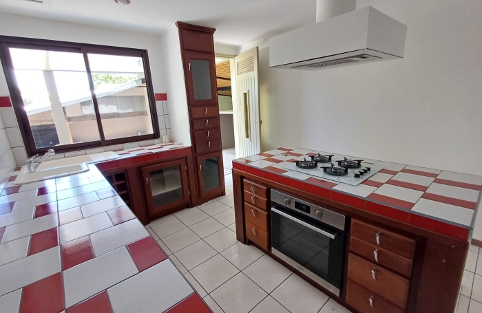 Villa T5 r&eacute;nov&eacute;e &agrave; Bras-Panon centre