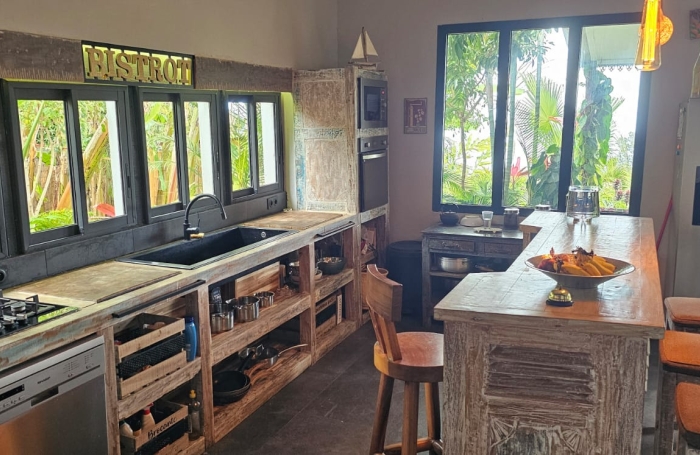 ENSEMBLE DE 2 MAISONS A LA SALINE LES HAUTS