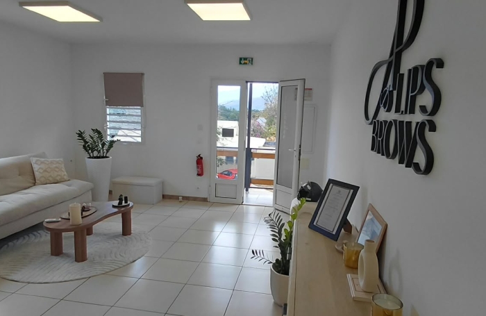 Location Local commercial 97460
