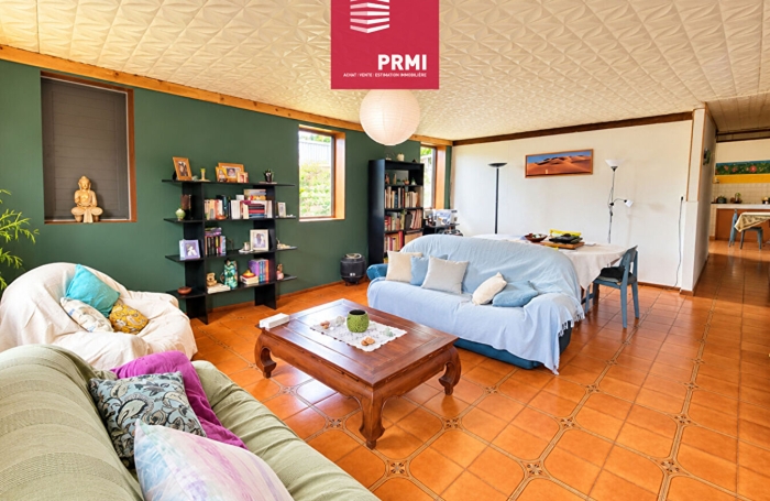 Vente Maison 101m&sup2; 5 pi&egrave;ces Sainte Clotilde