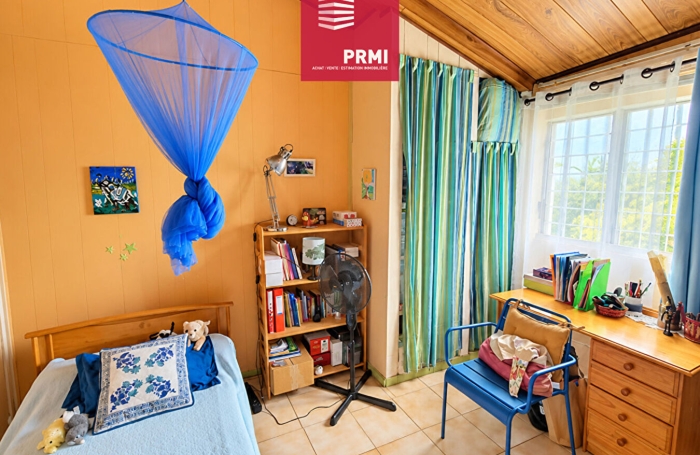 Vente Maison 101m&sup2; 5 pi&egrave;ces Sainte Clotilde
